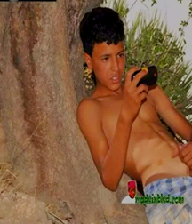 YOUNG ARAB BOYS IN THE NUDE 5985babf33211.png