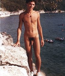 NUDITY EMPOWERS 59a28ea177fd2.jpg