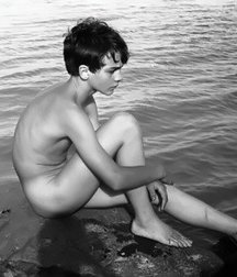 TEENS AS NARCISSE 59a2f1677fcb3.jpg