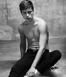 TEEN AS SUBLIME ART  59da1324603de.jpg