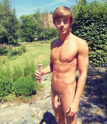 Verry hot Cocks 59e4d08c045eb.jpg