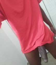 This coks makes mi hot 59f8be0b05a0e.jpg