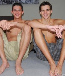 I love feet 5a0ab62a4613b.jpg