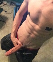 I want too suck this cocks 5a2e999d837d9.jpg