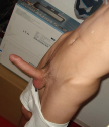 I want too suck this cocks 5a2e9a815794e.png