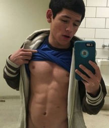 I want too suck this cocks 5a2e9ac17d52b.jpg