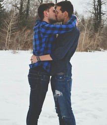 Can i kiss you 5a5e45712e571.jpg