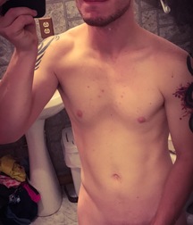 Camera Whore 59866688659d3.jpeg