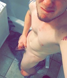 Camera Whore 59866689c7048.jpeg