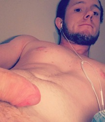 Camera Whore 598666a26b9d7.jpeg