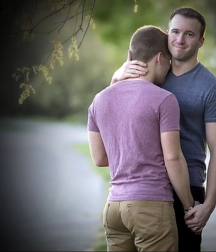 HE LOVES ME 4 598e4325404bd.png