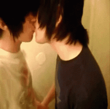 HE LOVES ME 5 598fa6d1e7a8c.gif
