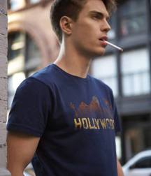 smoking hunks 598de76d22b79.jpg
