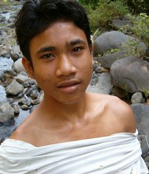 Lao 59bbad878f90d.jpg