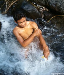 Lao 59bbadaa0d5a7.jpg