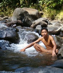 Lao 59bbadbb5c97c.jpg