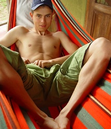 Theodor 59bbd2c44a294.jpg