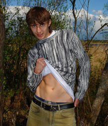 Uploaded by:Flo 59bd092eb5b76.jpg