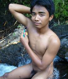 Kadek 59bd0dc2466f5.jpg