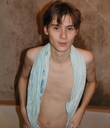 Uploaded by:Flo 59d35a7d3c923.jpg