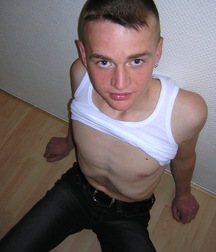 Uploaded by:Flo 59d35e31c80e2.jpg