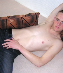 Uploaded by:Flo 59d35e3c4f3a1.jpg