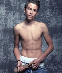 Non nude twinks 