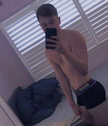 boys and twinks 5dc68b5a94fe9.jpg