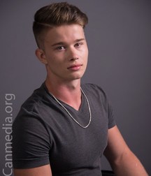 boys and twinks 5dc68bc5763d2.jpg