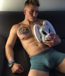 Sean Ferguson 5b7428811a3e1.jpg