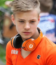 UNCLE ERNIE'S MIX-IT-UP LIV 59a7493a49385.jpg