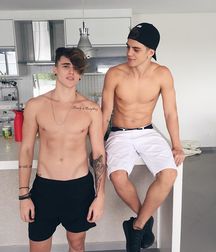 UNCLE ERNIE'S MIX-IT-UP LX 59a966ffb5847.jpg