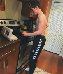 Uncle Ernie's Boner Makers 10 59e9603fe94d1.jpg