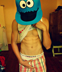 Uncle Ernie's Boner Makers 16 59ea86661dcae.jpg