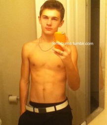 Uncle Ernie's Boner Makers 32 59f09b661696c.jpg