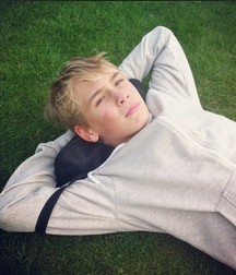 Uncle Ernie's Boner Makers 32 59f0a1244472e.jpg