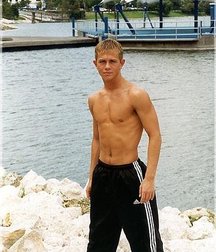 Lads In Trackies 2 5a2411f3e32c4.jpg