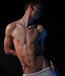 Erik Blue gay model 599b1873223df.jpg