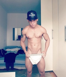 Brasilian dancer fitness model  599b30881c309.jpg