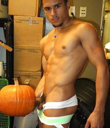 ARMOND RIZZO POWER BOTTOM 599c639774ab3.jpg