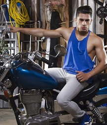 ARMOND RIZZO POWER BOTTOM 599c641feded8.jpg