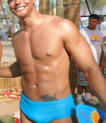 Beautiful sexy guys 1 599daccdb920d.jpg