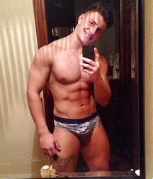 Beautiful sexy guys 2 599dd40abd495.jpg
