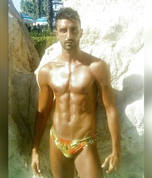 Beautiful sexy guys 2 599dd412bd0ba.jpg