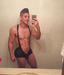 Beautiful sexy guys 2 599dd419941bb.jpg