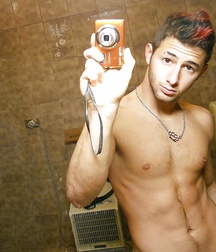 Beautiful sexy guys 2 599dd4343c131.jpg