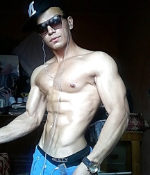 Beautiful sexy guys 2 599dd446399c8.jpg