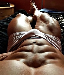 Beautiful sexy guys 2 599dd458502f4.jpg