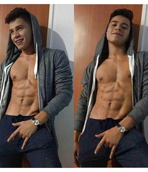 Beautiful sexy guys 2 599dd472adc49.jpg
