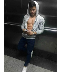 Beautiful sexy guys 2 599dd48fc668b.jpg